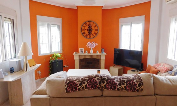 Herverkoop - Vrijstaande Villa -
Bigastro