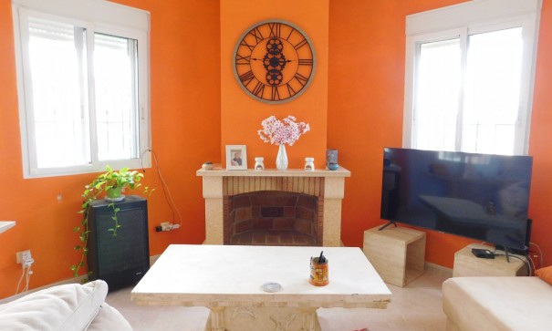 Herverkoop - Vrijstaande Villa -
Bigastro