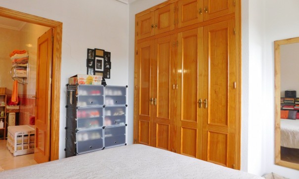 Herverkoop - Vrijstaande Villa -
Bigastro