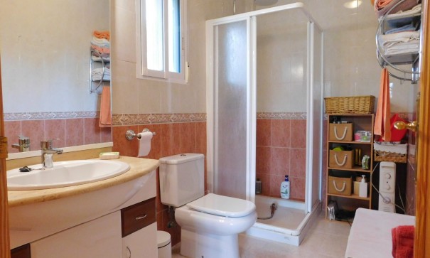 Herverkoop - Vrijstaande Villa -
Bigastro