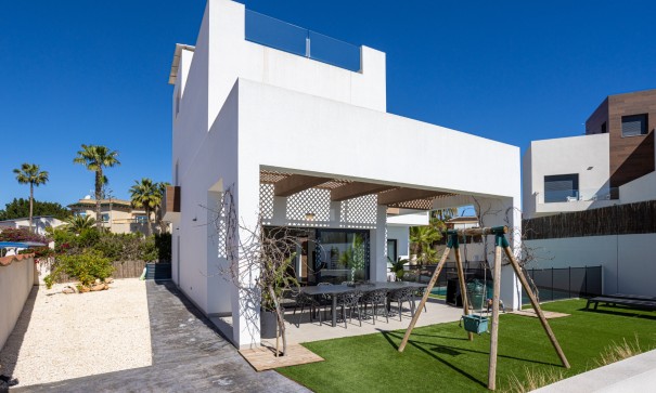 Videresalg - Fritliggende villa -
Ciudad Quesada - Rojales - Rojales