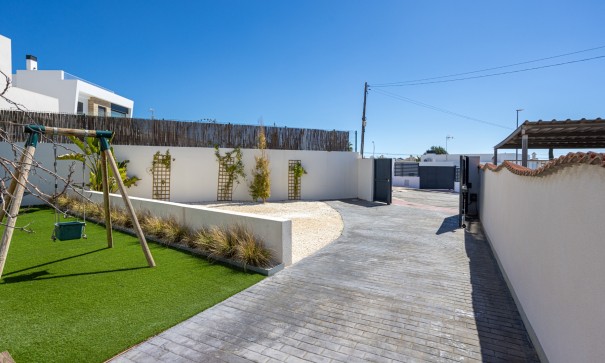 Videresalg - Fritliggende villa -
Ciudad Quesada - Rojales - Rojales