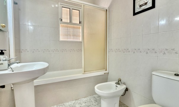 Sale - Apartment Flat -
Orihuela Costa - Playa Flamenca