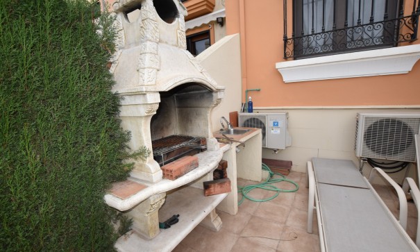 Sale - Town house -
Algorfa - La Finca Golf Resort