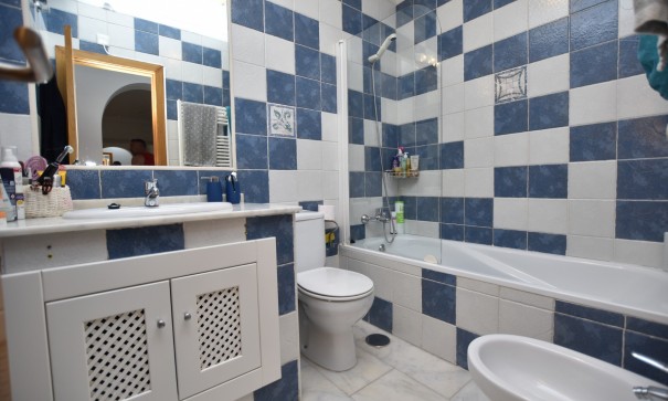 Sale - Town house -
Algorfa - La Finca Golf Resort