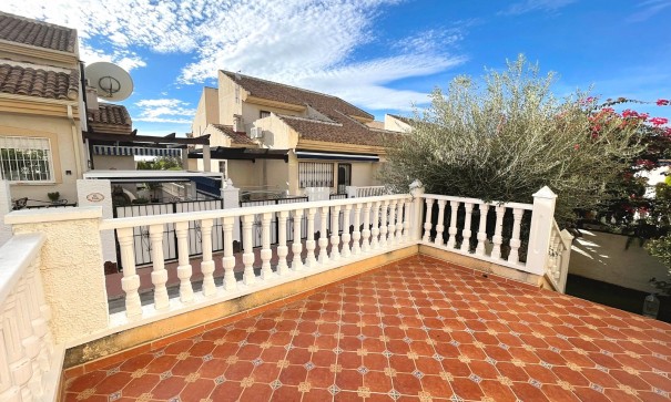 Sale - Detached Villa -
Ciudad Quesada - Rojales - Airstrip