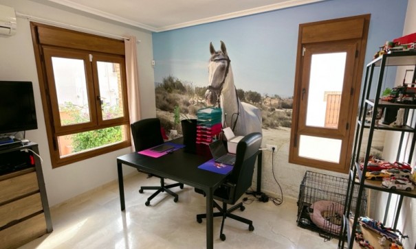 Videresalg - Fritliggende villa -
Algorfa