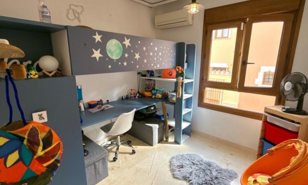 Videresalg - Fritliggende villa -
Algorfa