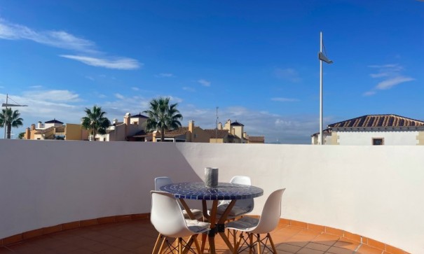 Videresalg - Fritliggende villa -
Algorfa