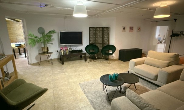 Videresalg - Fritliggende villa -
Algorfa