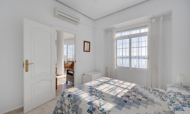 Sale - Apartment Flat -
Torrevieja - Playa del Acequión