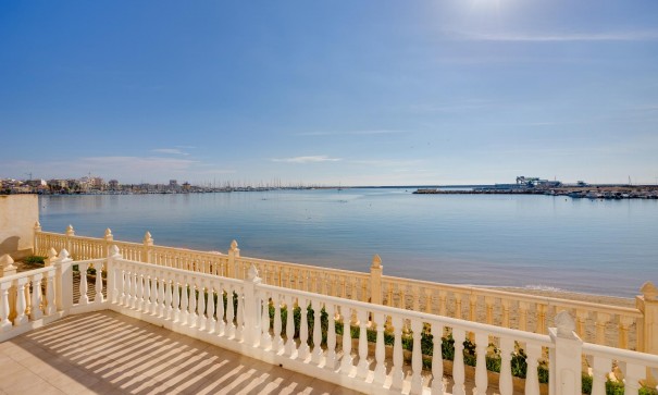 Sale - Apartment Flat -
Torrevieja - Playa del Acequión