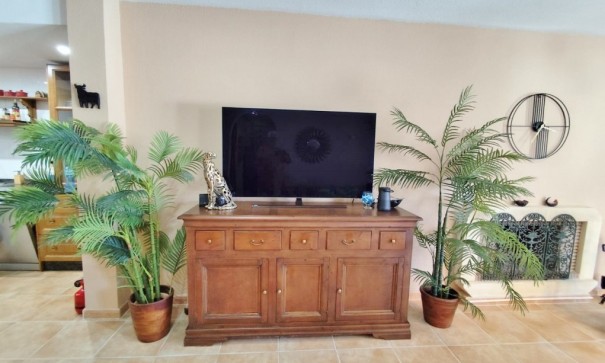 Herverkoop - Vrijstaande Villa -
San Miguel de Salinas