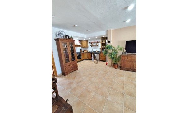 Herverkoop - Vrijstaande Villa -
San Miguel de Salinas