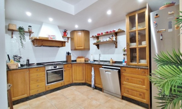 Herverkoop - Vrijstaande Villa -
San Miguel de Salinas