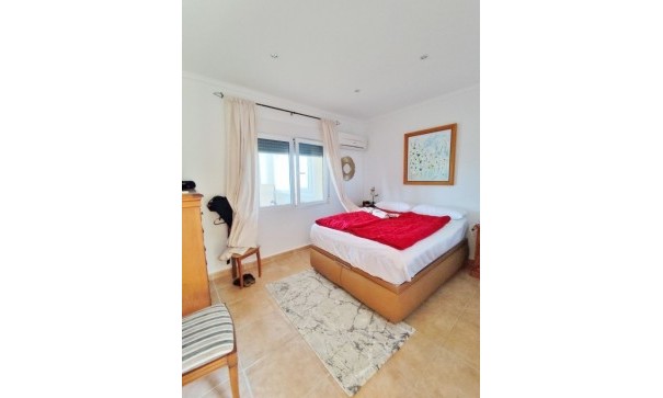 Herverkoop - Vrijstaande Villa -
San Miguel de Salinas