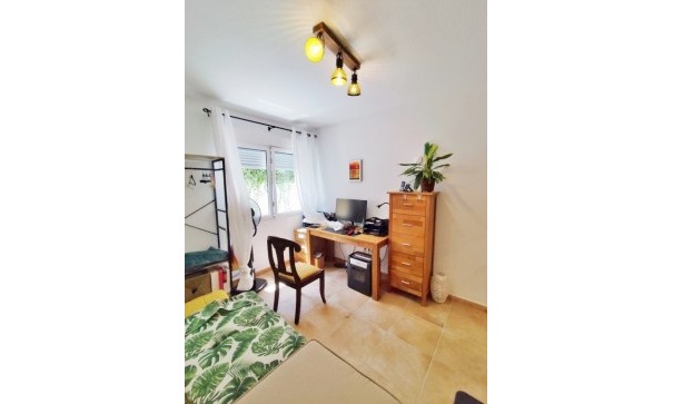 Herverkoop - Vrijstaande Villa -
San Miguel de Salinas