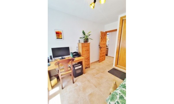 Herverkoop - Vrijstaande Villa -
San Miguel de Salinas