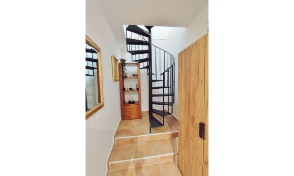 Herverkoop - Vrijstaande Villa -
San Miguel de Salinas