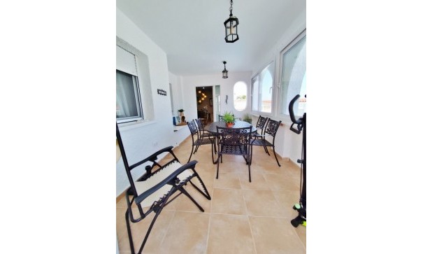 Herverkoop - Vrijstaande Villa -
San Miguel de Salinas