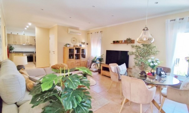 Herverkoop - Vrijstaande Villa -
San Miguel de Salinas