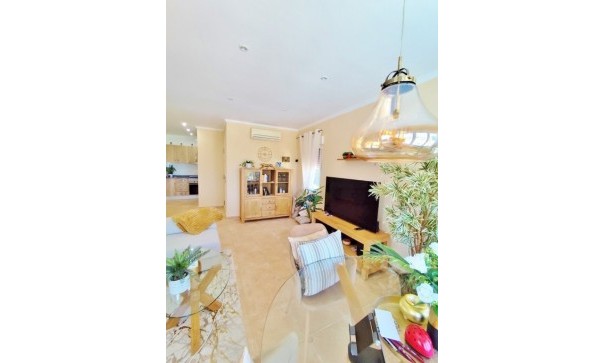 Herverkoop - Vrijstaande Villa -
San Miguel de Salinas