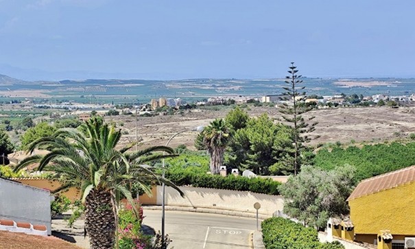 Herverkoop - Vrijstaande Villa -
San Miguel de Salinas