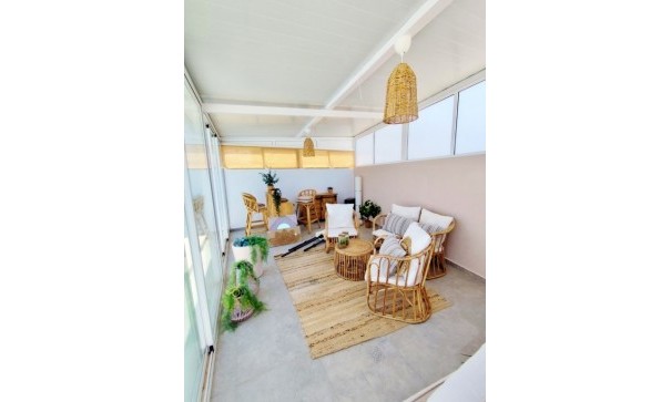 Herverkoop - Vrijstaande Villa -
San Miguel de Salinas