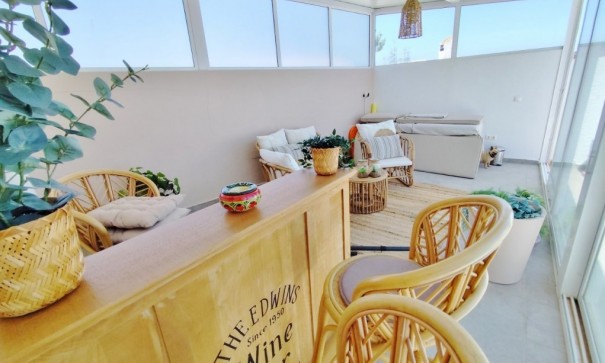 Herverkoop - Vrijstaande Villa -
San Miguel de Salinas