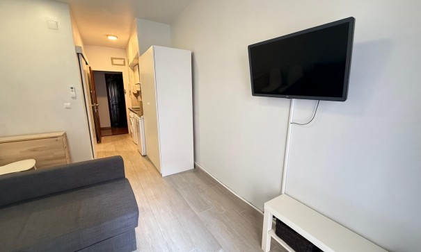 Sale - Apartment Flat -
Torrevieja - Playa de los Locos