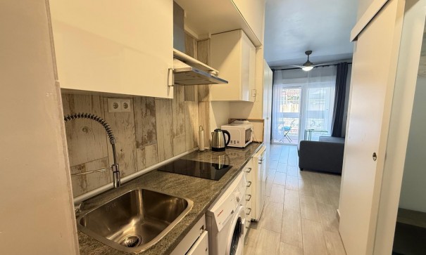 Sale - Apartment Flat -
Torrevieja - Playa de los Locos