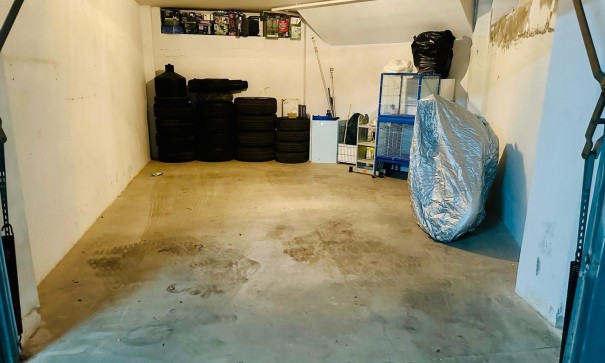 Garage - Herverkoop - Torrevieja -
                La Mata pueblo