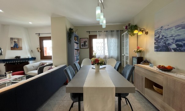 Sale - Apartment Flat -
Almoradí - centro