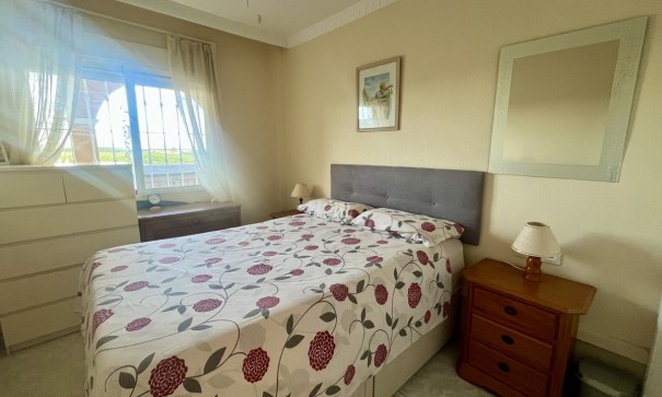 Videresalg - Lejlighed lejlighed -
Algorfa