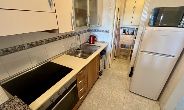 Videresalg - Lejlighed lejlighed -
Algorfa