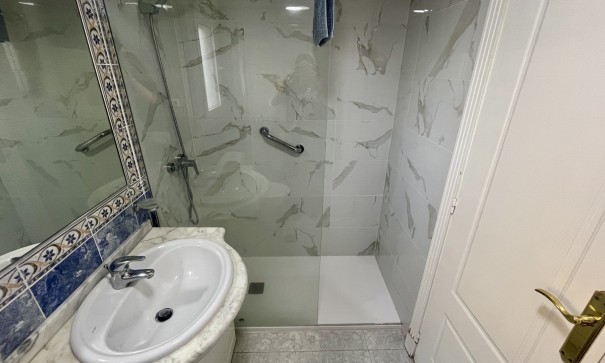 Videresalg - Lejlighed lejlighed -
Algorfa