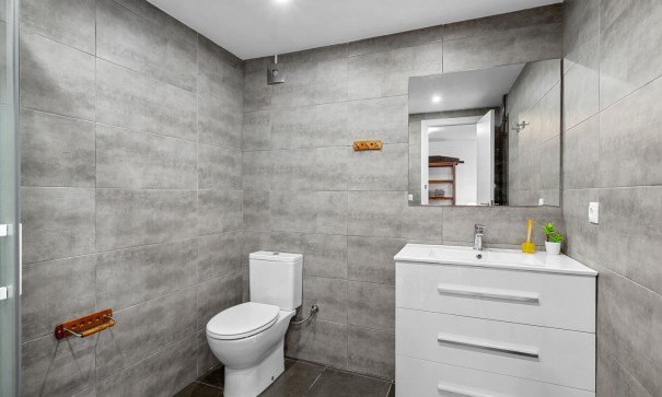 Resale - Freistehende Villa -
Algorfa