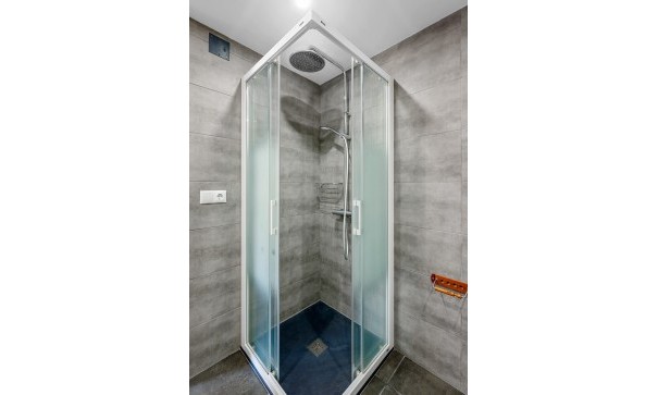 Resale - Freistehende Villa -
Algorfa