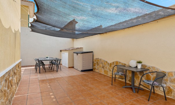 Resale - Freistehende Villa -
Algorfa