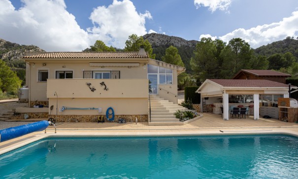 Venta - Villa independiente -
La Zarza