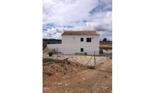 Revente - Villa Individuelle -
Pinoso - Pinoso Alicante