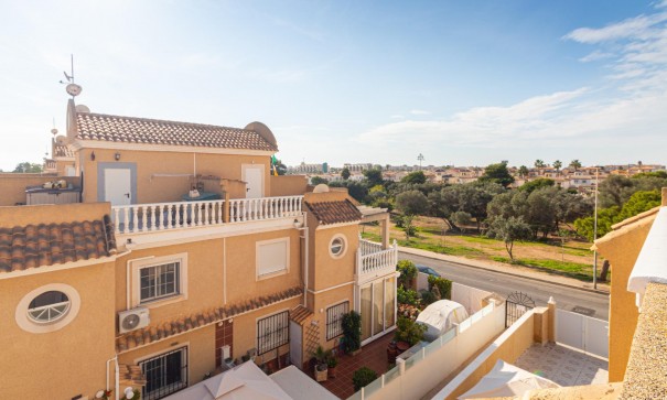 Sale - Town house -
Orihuela Costa - Cabo Roig