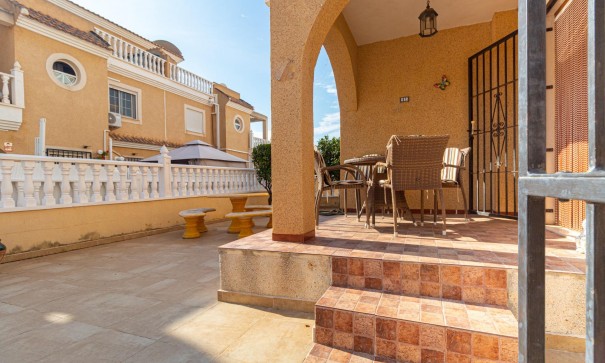 Sale - Town house -
Orihuela Costa - Cabo Roig