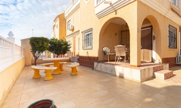Sale - Town house -
Orihuela Costa - Cabo Roig