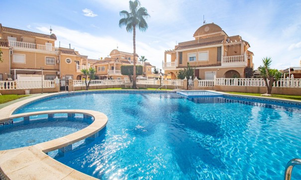Sale - Town house -
Orihuela Costa - Cabo Roig