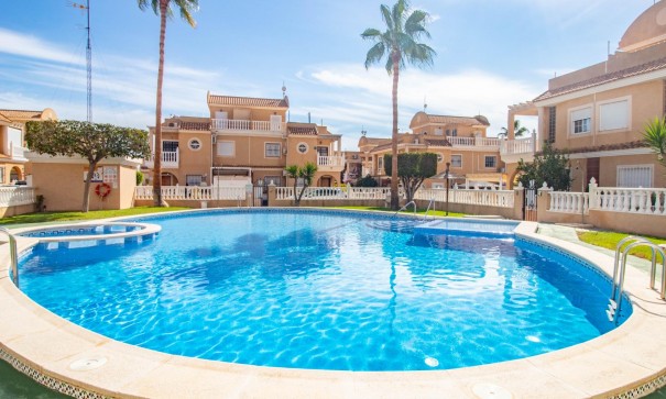Sale - Town house -
Orihuela Costa - Cabo Roig