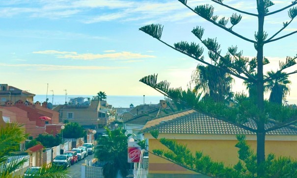 Sale - Apartment Flat -
Torrevieja - Aguas Nuevas