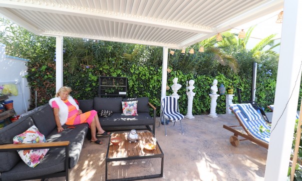 Resale - Freistehende Villa -
Hondón de las Nieves