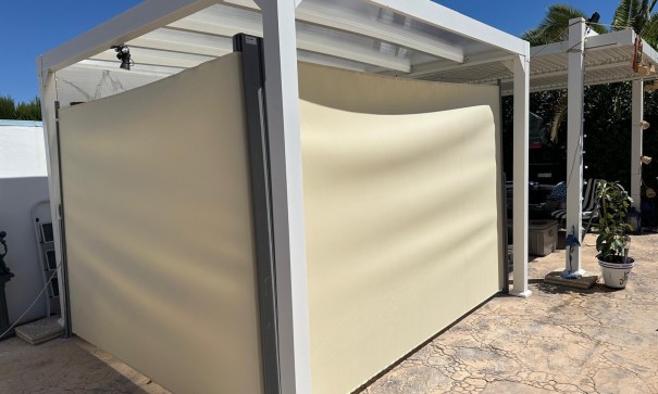 Resale - Freistehende Villa -
Hondón de las Nieves