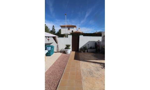 Resale - Freistehende Villa -
Hondón de las Nieves